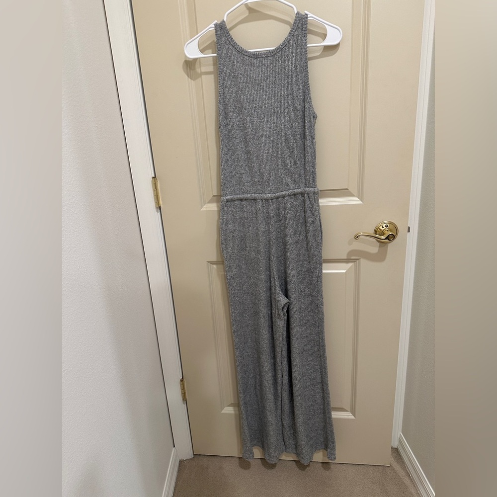 L*Space XS Head in Cloud Gray comfy Jumpsuit with Relaxed Fit - Picture 9 of 10